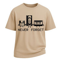 Maglietta a maniche corte con grafica Retro Media Never Forget